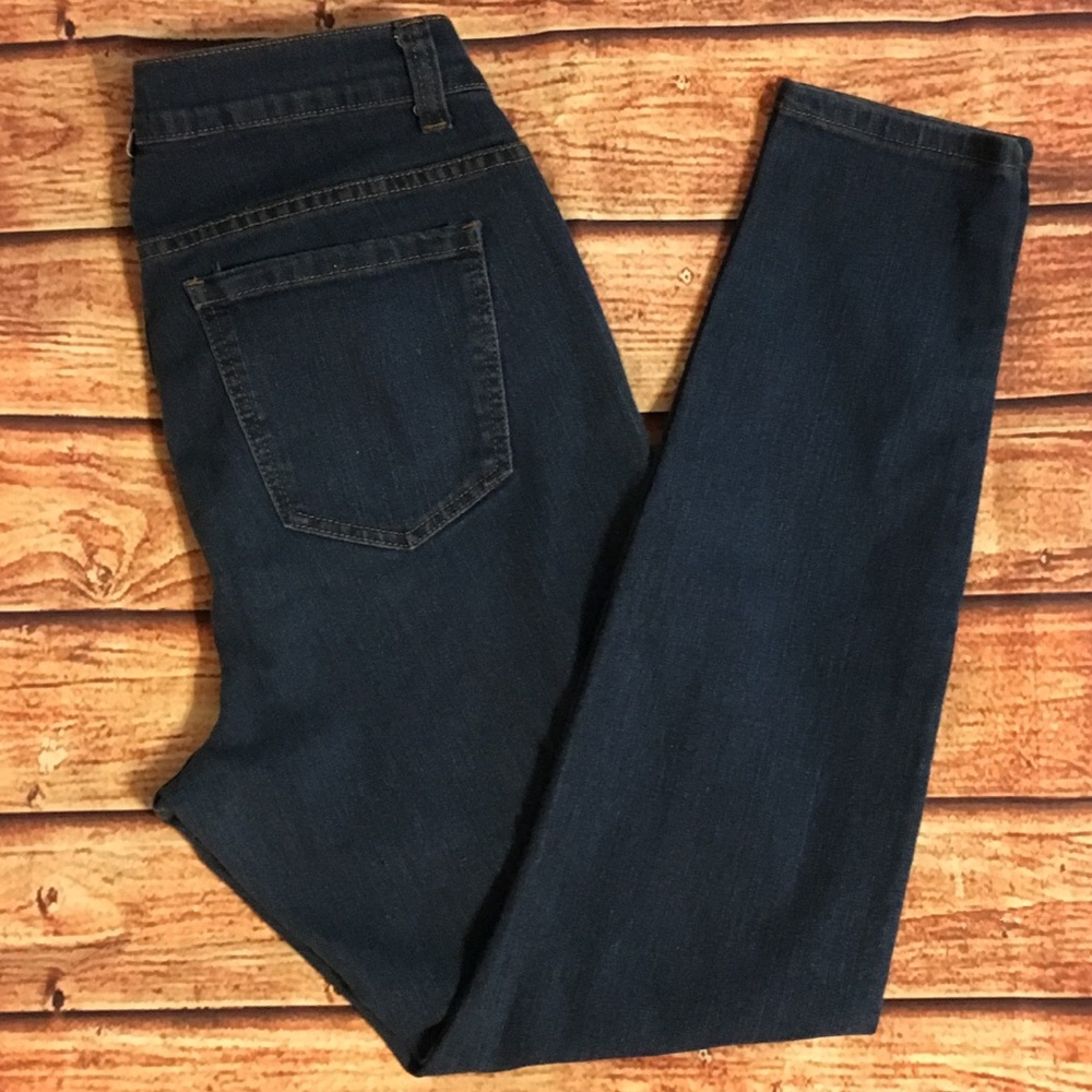 EUC Size 14 Reg Forever 21 Plus Skinny Jeans